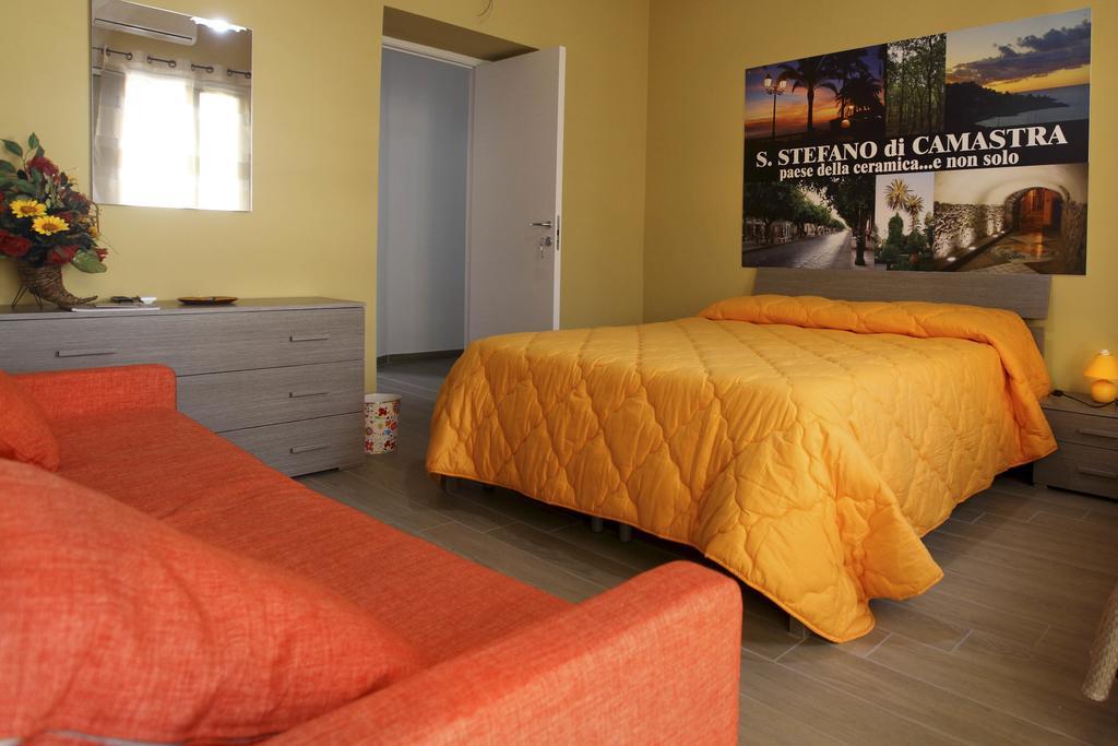B&B La Grande Mela Santo Stefano di Camastra Room photo